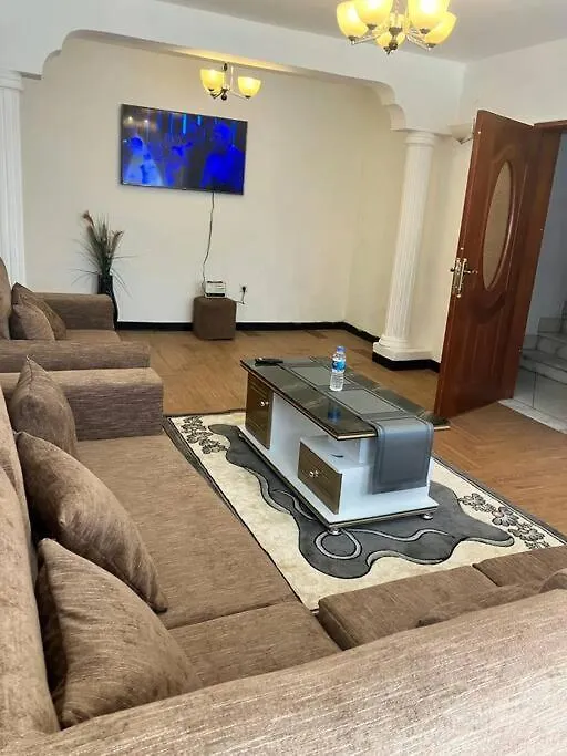 Family-Friendly Modern Guesthouse In Bethel Area Jemo Etiopien
